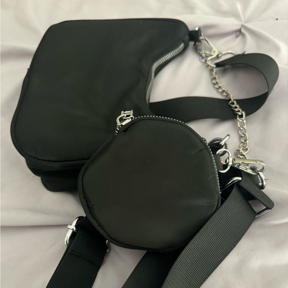 SOLD - Picture 4 of 9